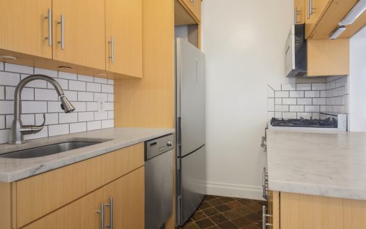 175 West 12th Street, 8G