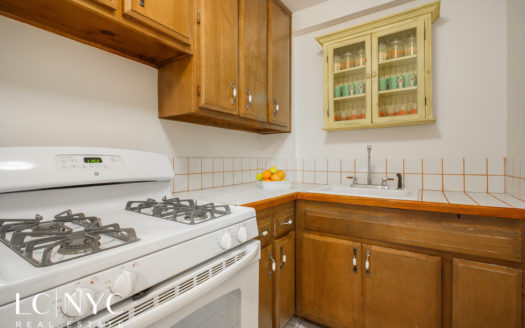 301 East 22nd Street, 7P