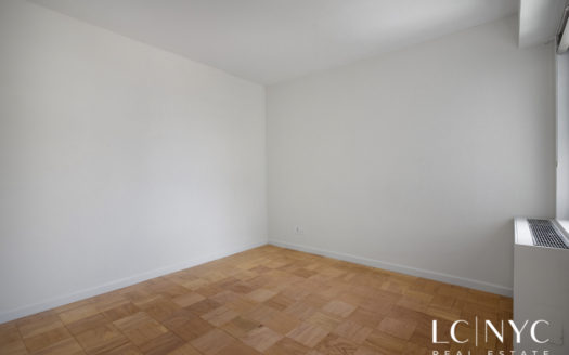 345 East 80th Street, 17A