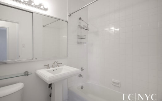 345 East 80th Street, 17A