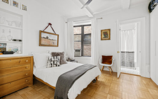 146 East 49th Street, 4B