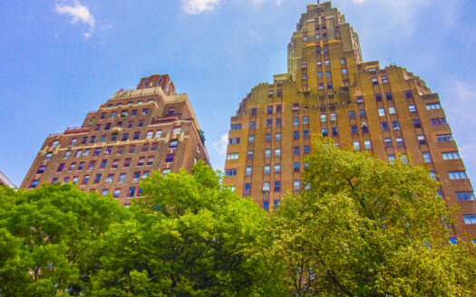 310 Riverside Drive #1804