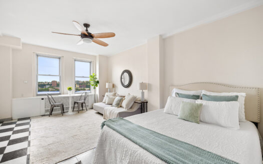 310 Riverside Drive #1804