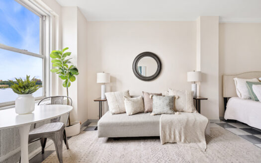 310 Riverside Drive #1804